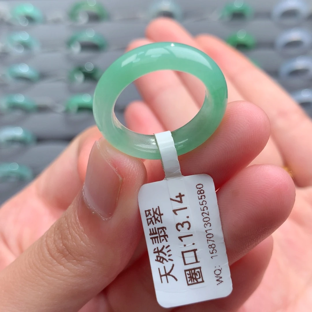翡翠戒指未镶嵌天然