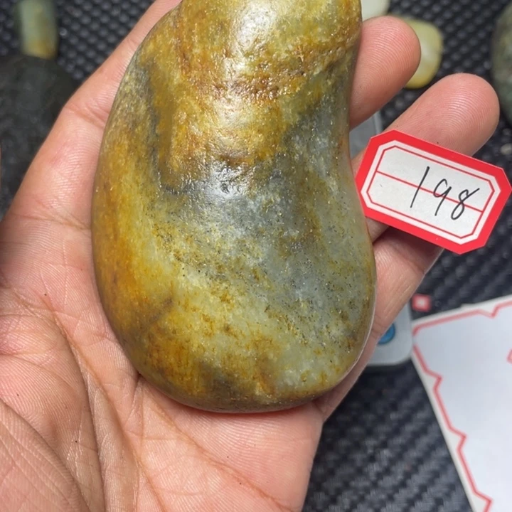 颈饰未镶嵌和田玉198