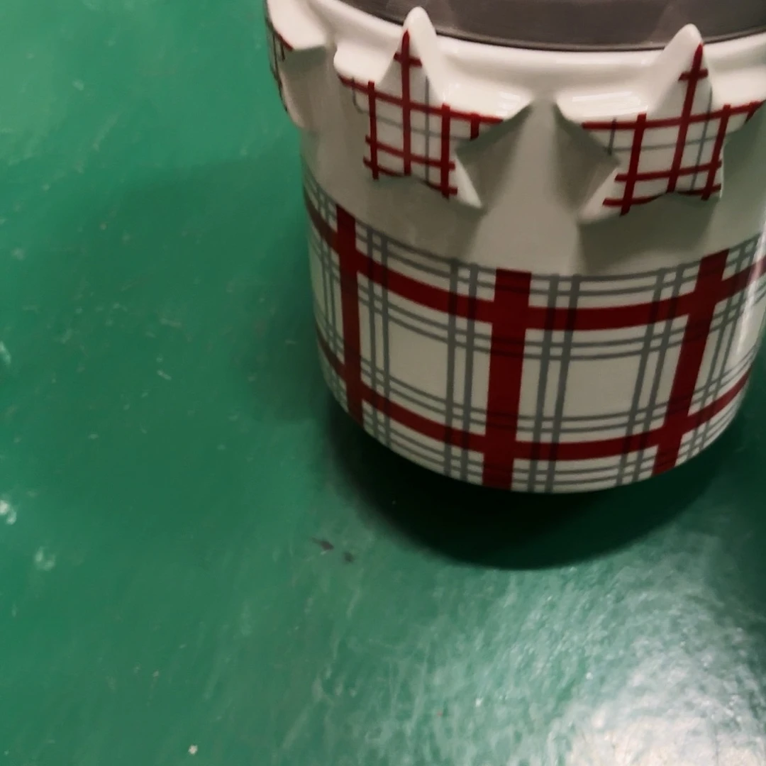 王****版陶瓷艺术设计中心