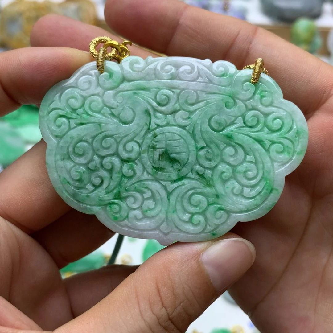 翡翠未镶嵌颈饰翡翠