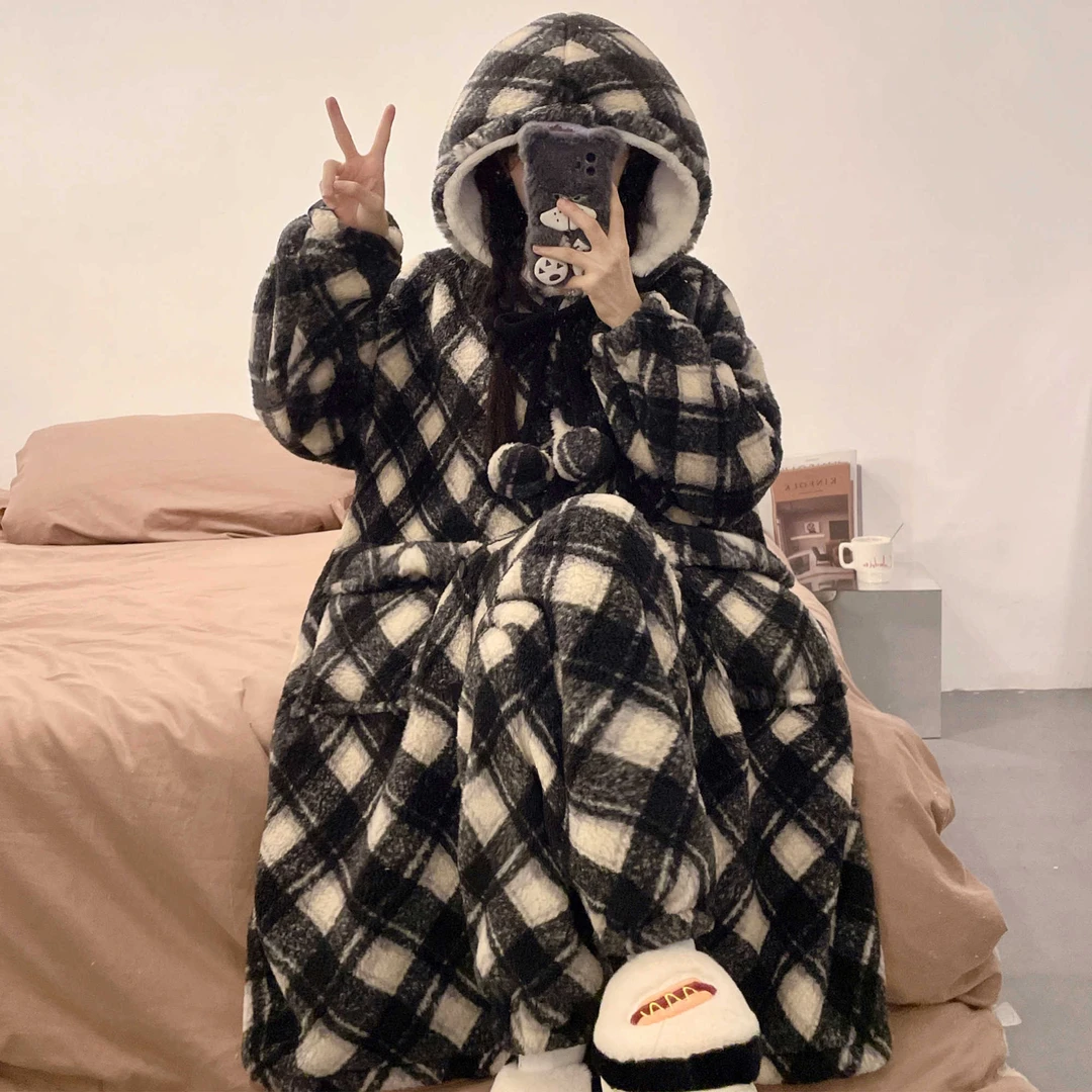 格子睡袍女珊瑚绒秋冬季可爱卡通睡衣加厚冬天新柔意家居服新款