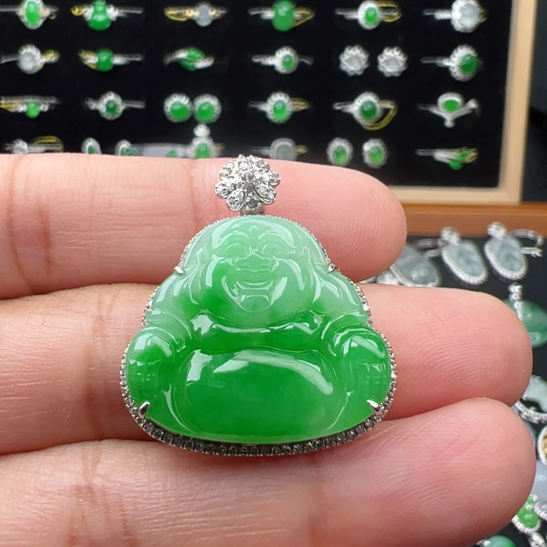 翡翠18K金镶嵌颈饰佛