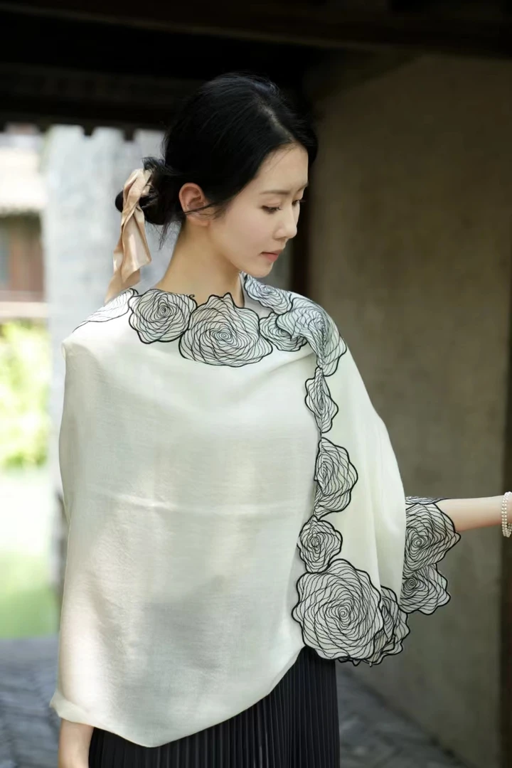 水墨格调[清雅] 女士时尚花边羊绒披肩长巾尺寸70*200cm