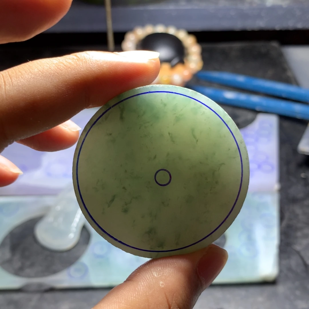 顺***利定制翡翠未镶嵌翡翠