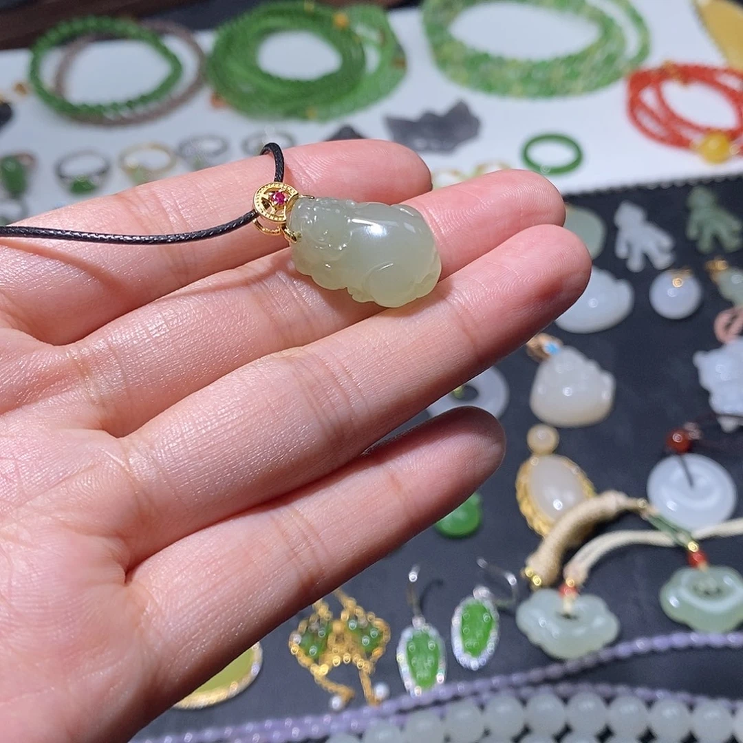 和田玉银S925镀金镶嵌颈饰