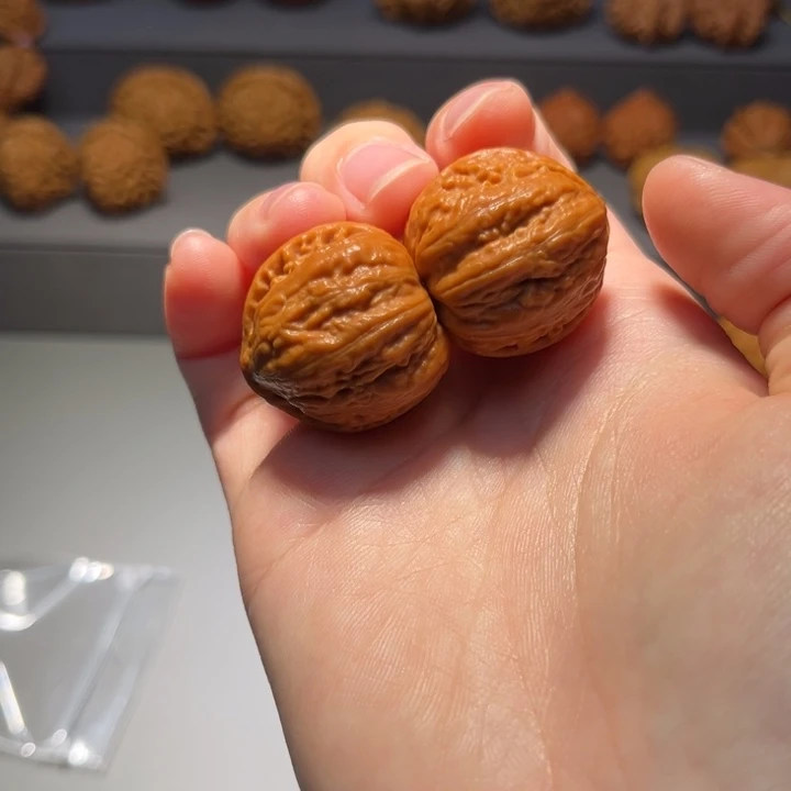 文玩核桃把件野狮子191