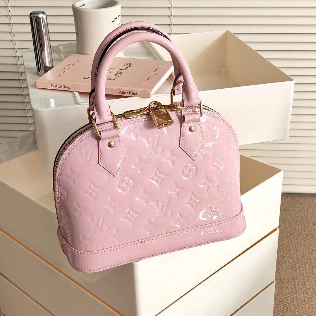 95新 LouisVuitton/路易威登 漆皮老花贝壳樱花粉alma bb包