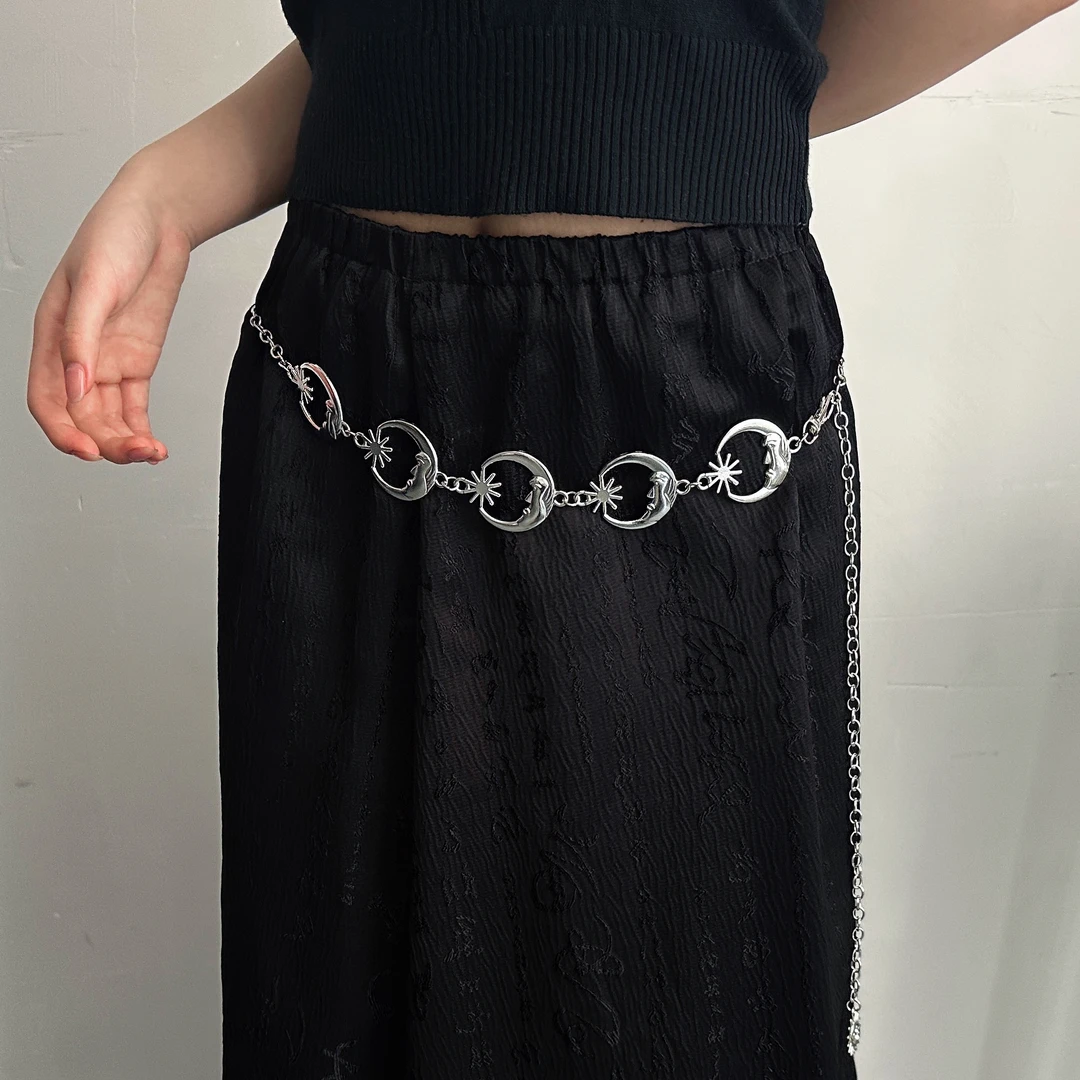 合金项链 YD011-1个性时尚轻奢小众设计感金属月牙太阳花腰链饰品