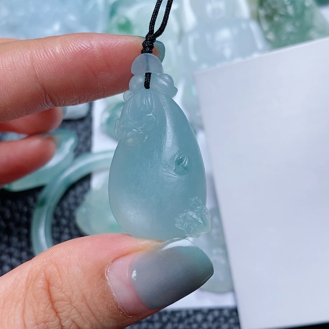 定制翡翠未镶嵌毛货付款后确认抛光