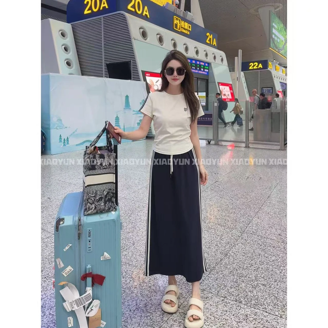 撞色条纹套装 小允姐姐2025新款时尚气质高级撞色条纹套装