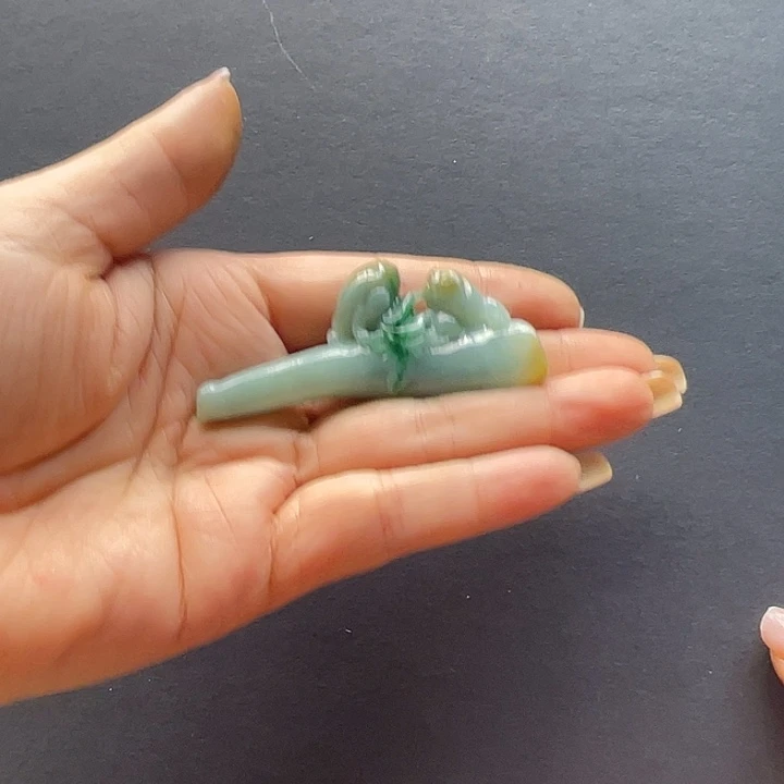 水***声翡翠未镶嵌颈饰66