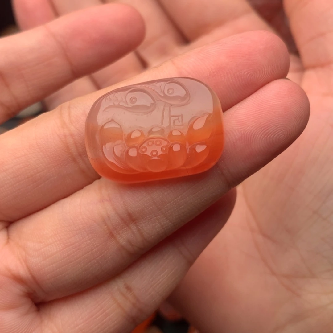 【闪购商品】南红玛瑙未镶嵌珠宝奇石*️****