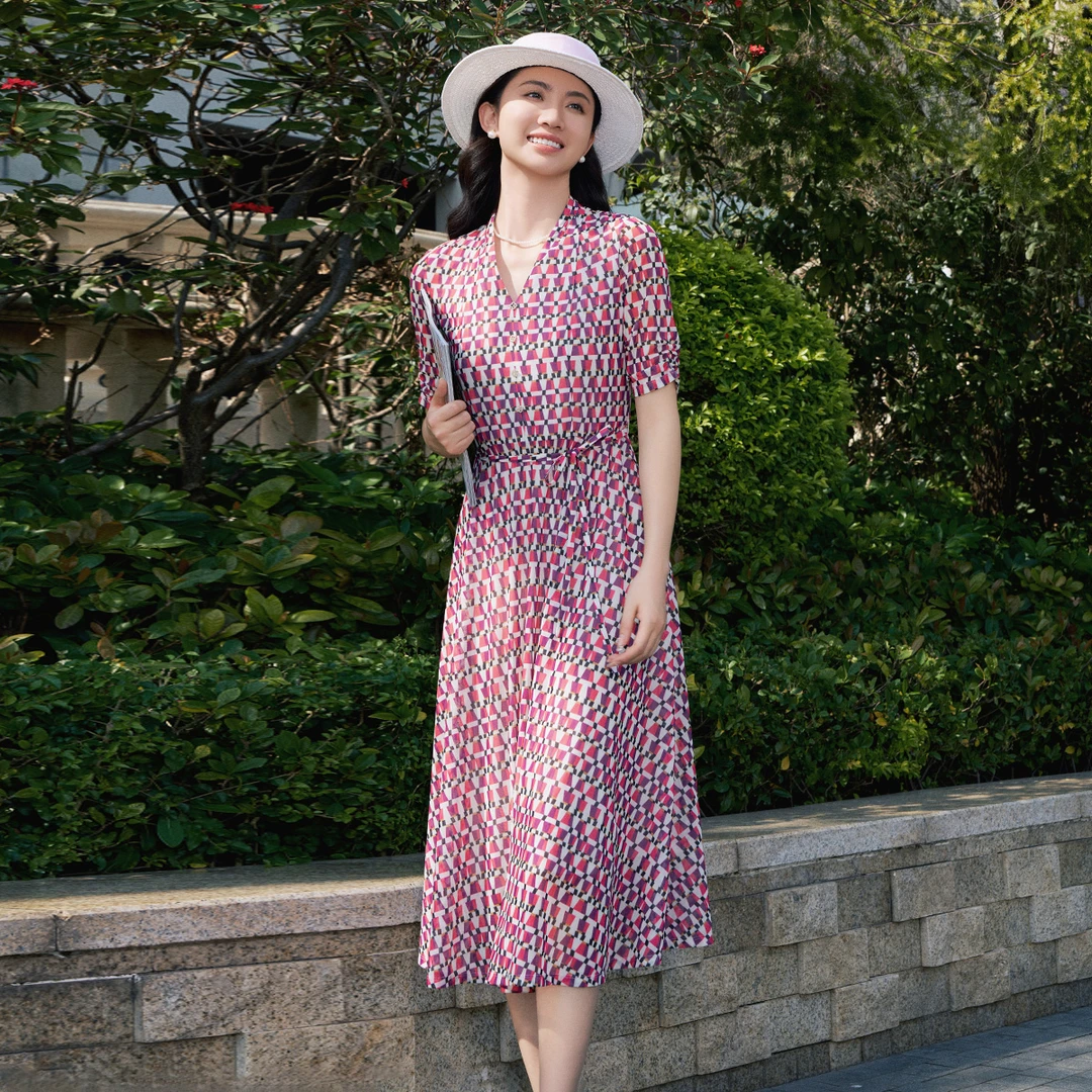 【安雅专属】歌蒂诗夏季专柜新款V领收腰显瘦网纱连衣裙1E22L3069