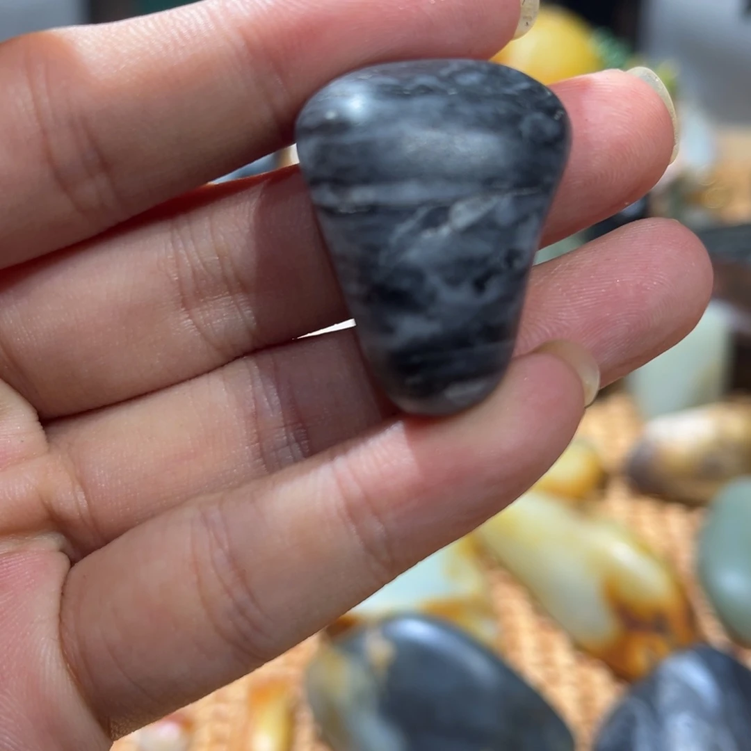 和田玉（子料）未镶嵌珠宝奇石