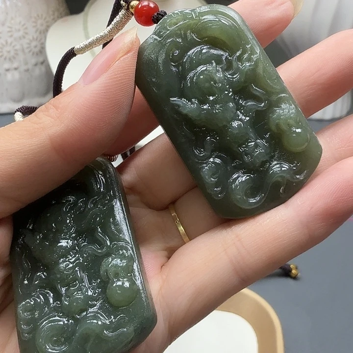 颈饰未镶嵌和田玉10