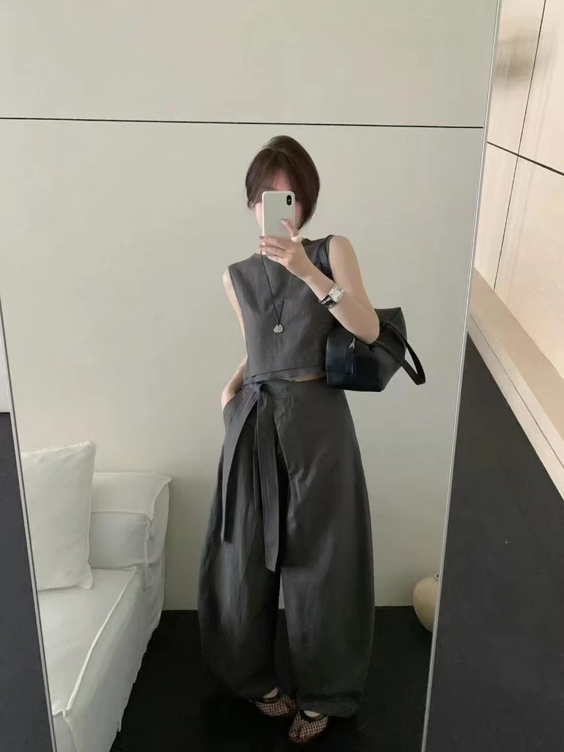 IU（1iu5191#）是套装！无袖背心+阔腿休闲裤 5-28