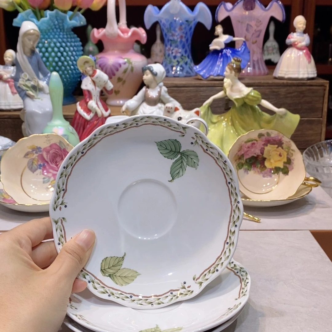 瓷片3个盘子啊啊啊啊