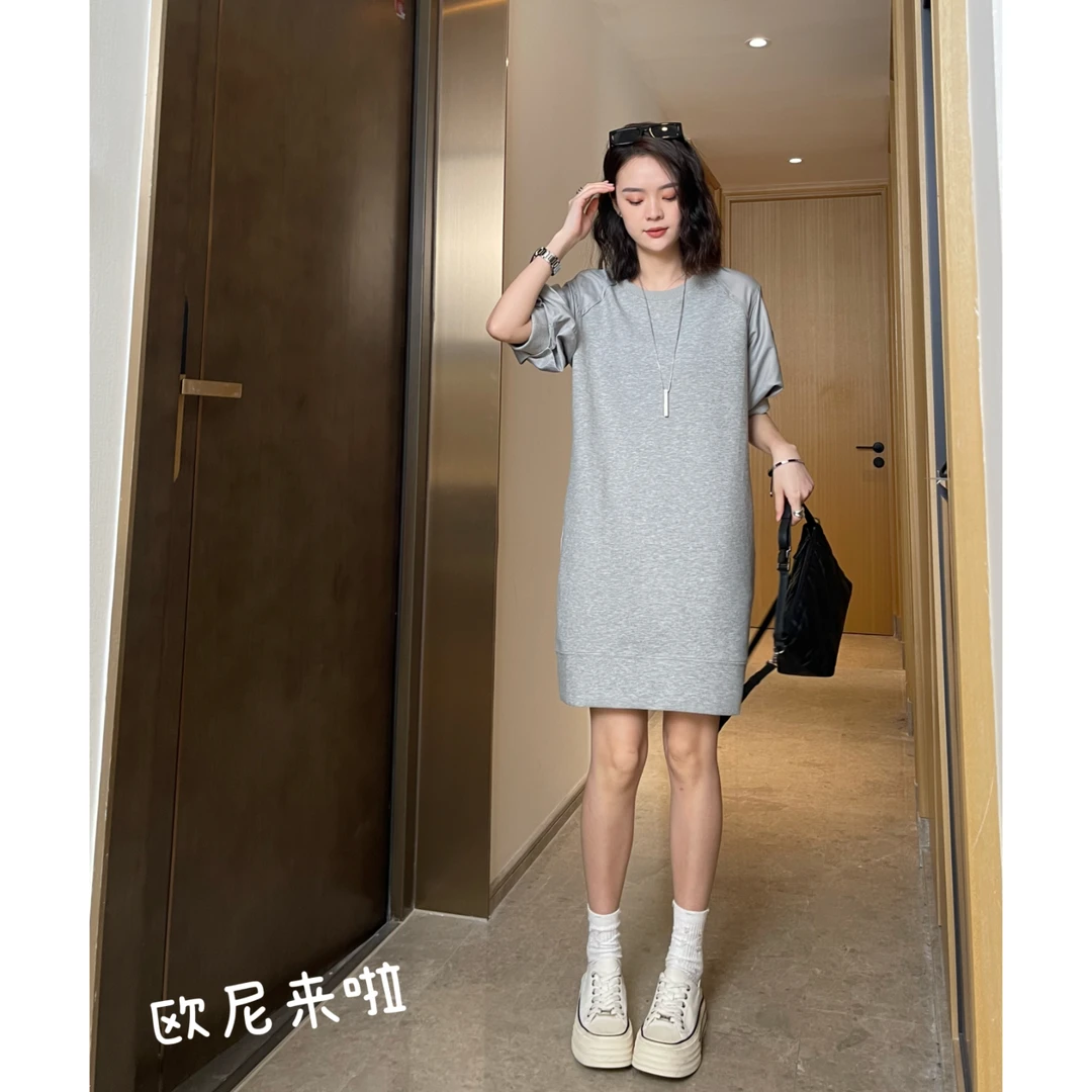 欧尼家【放空裙】拼接袖时尚高街女气质宽松连衣裙开叉百搭LYQ8082