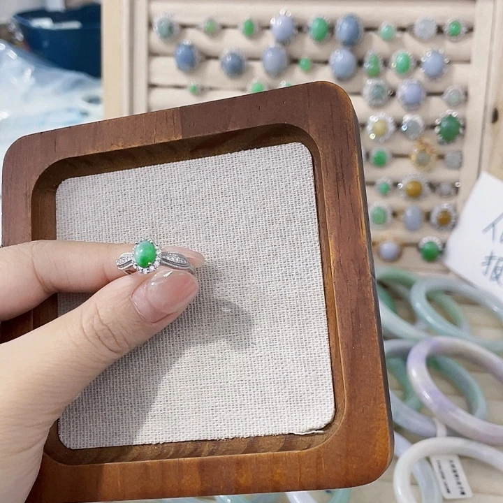 翡翠未镶嵌颈饰天然翡翠Ａ货