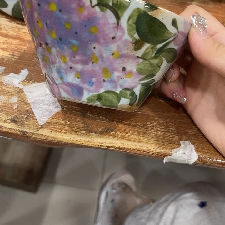 壹****在恍恍惚惚哈哈哈哈哈哈