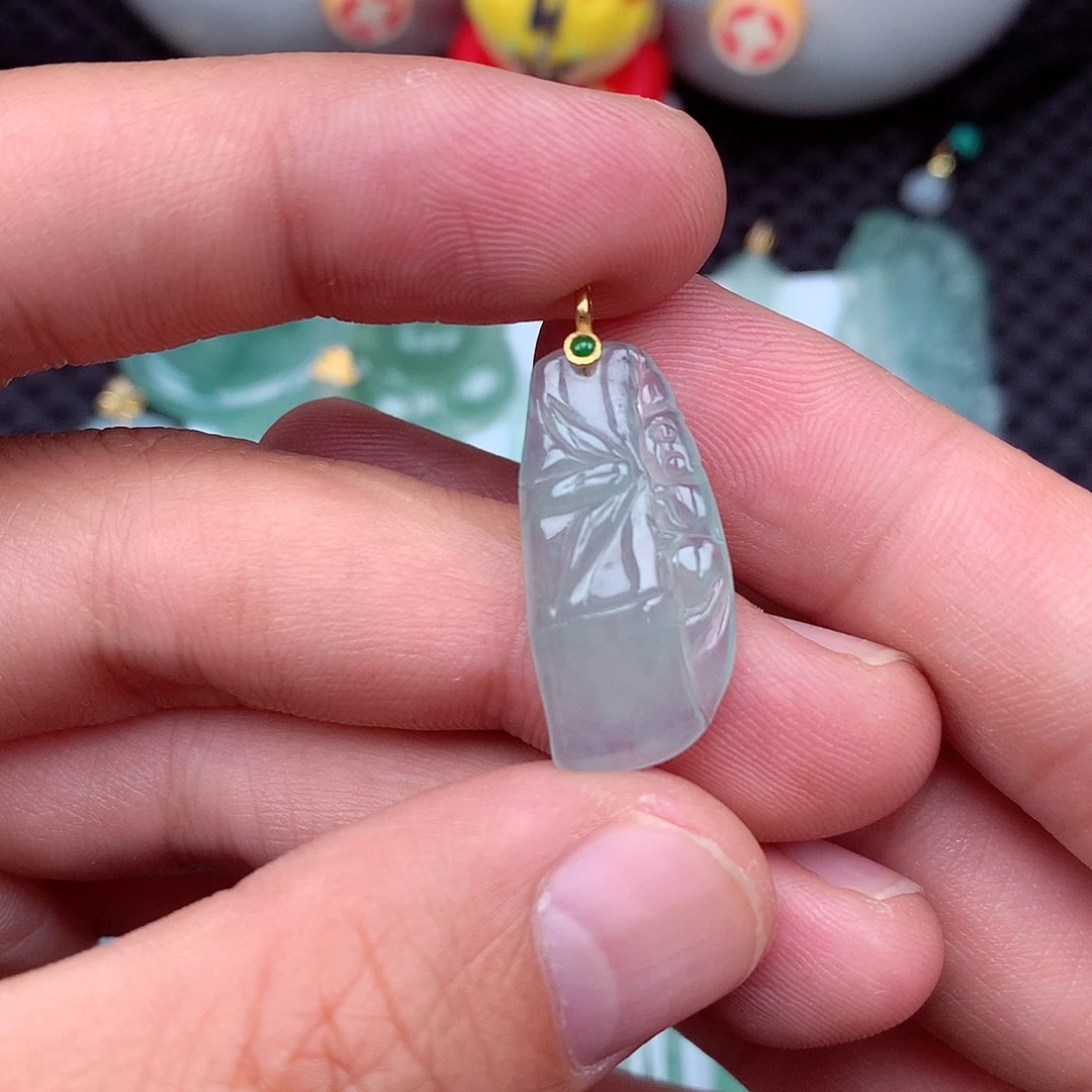 吊坠(不含链)18K金镶嵌翡翠
