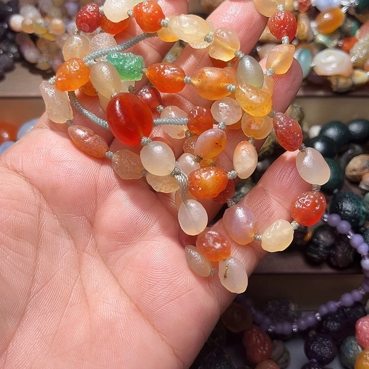 阿拉善彩玛瑙毛衣链