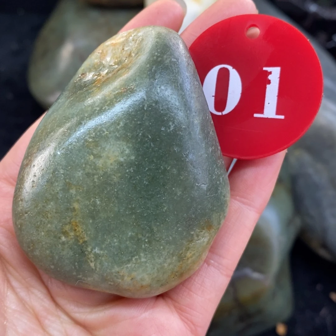 未镶嵌和田玉挂件