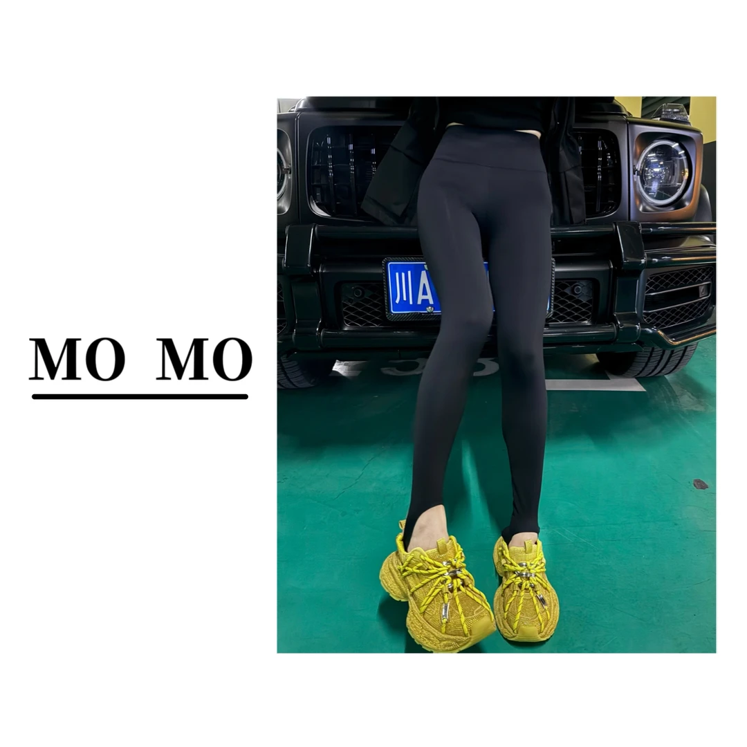 MOMO【裸感踩脚打底裤】2025新款百搭高腰显瘦运动瑜伽鲨鱼裤外穿