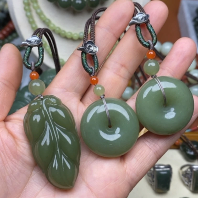 【闪购商品】未镶嵌和田玉挂件布**爱