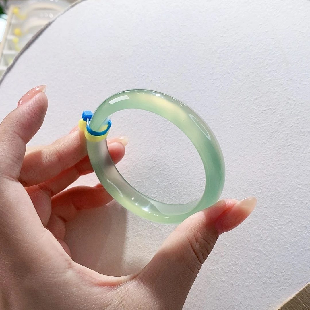 手镯玛瑙/玉髓未镶嵌51