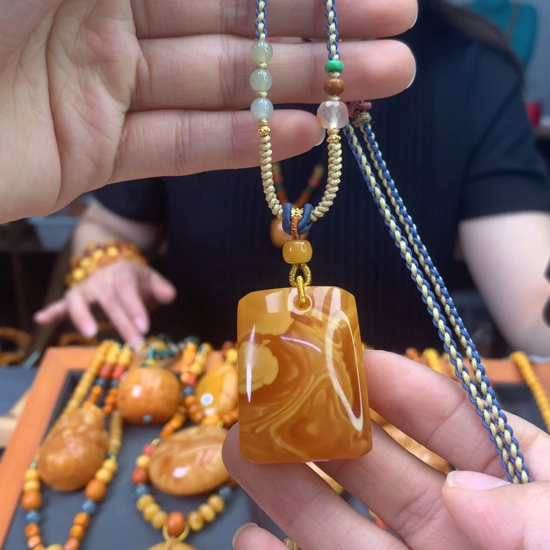 蜜蜡颈饰未镶嵌天然