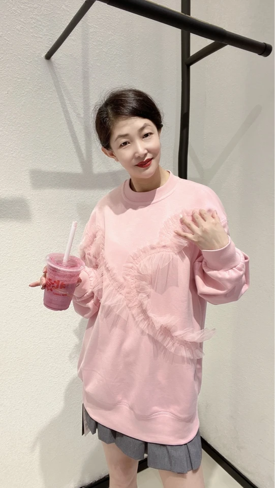 允硕极简风宽松型套头卫衣春季秋季设计师百搭休闲短款宽松