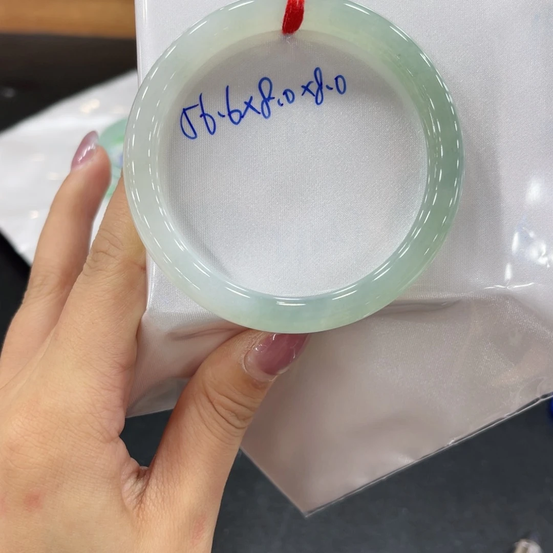 未镶嵌手镯翡翠翡翠