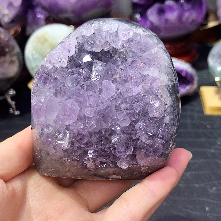 珠宝半成品未镶嵌紫晶
