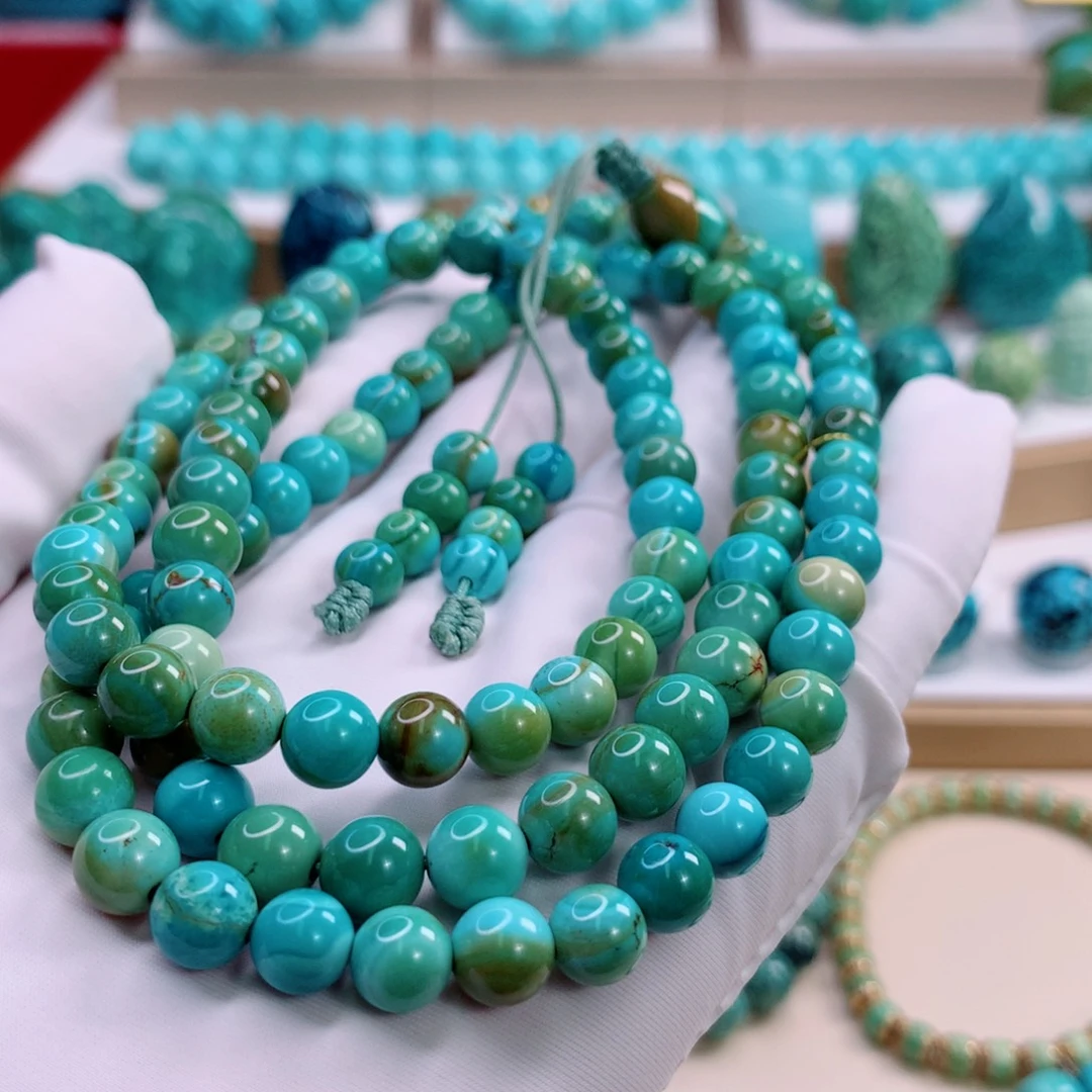 绿松石未镶嵌颈饰