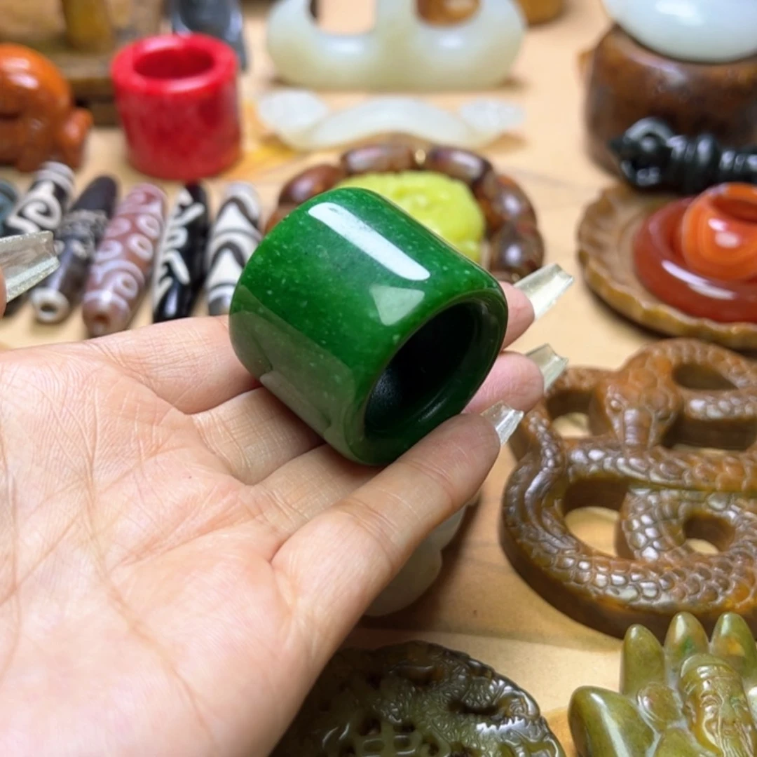 【闪购商品】蛇纹石玉颈饰未镶嵌