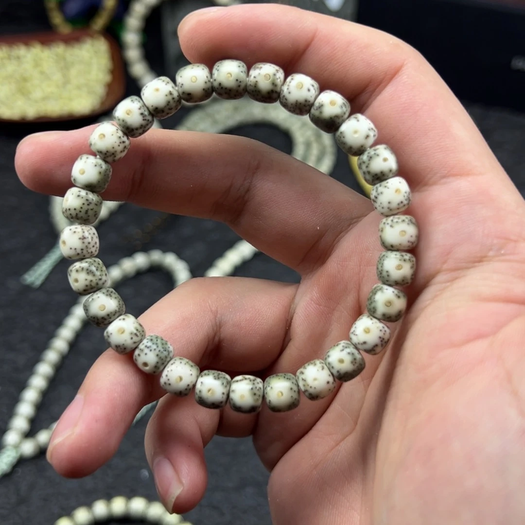 屿楠造物87大眼睛