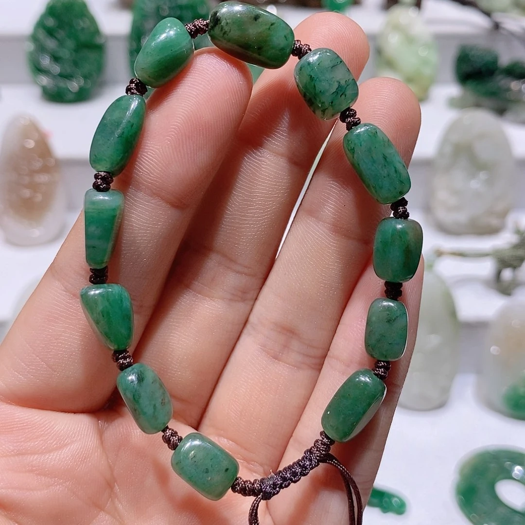 独山玉未镶嵌吊坠