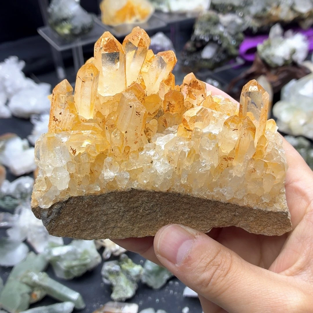 石材黄皮白水城堡