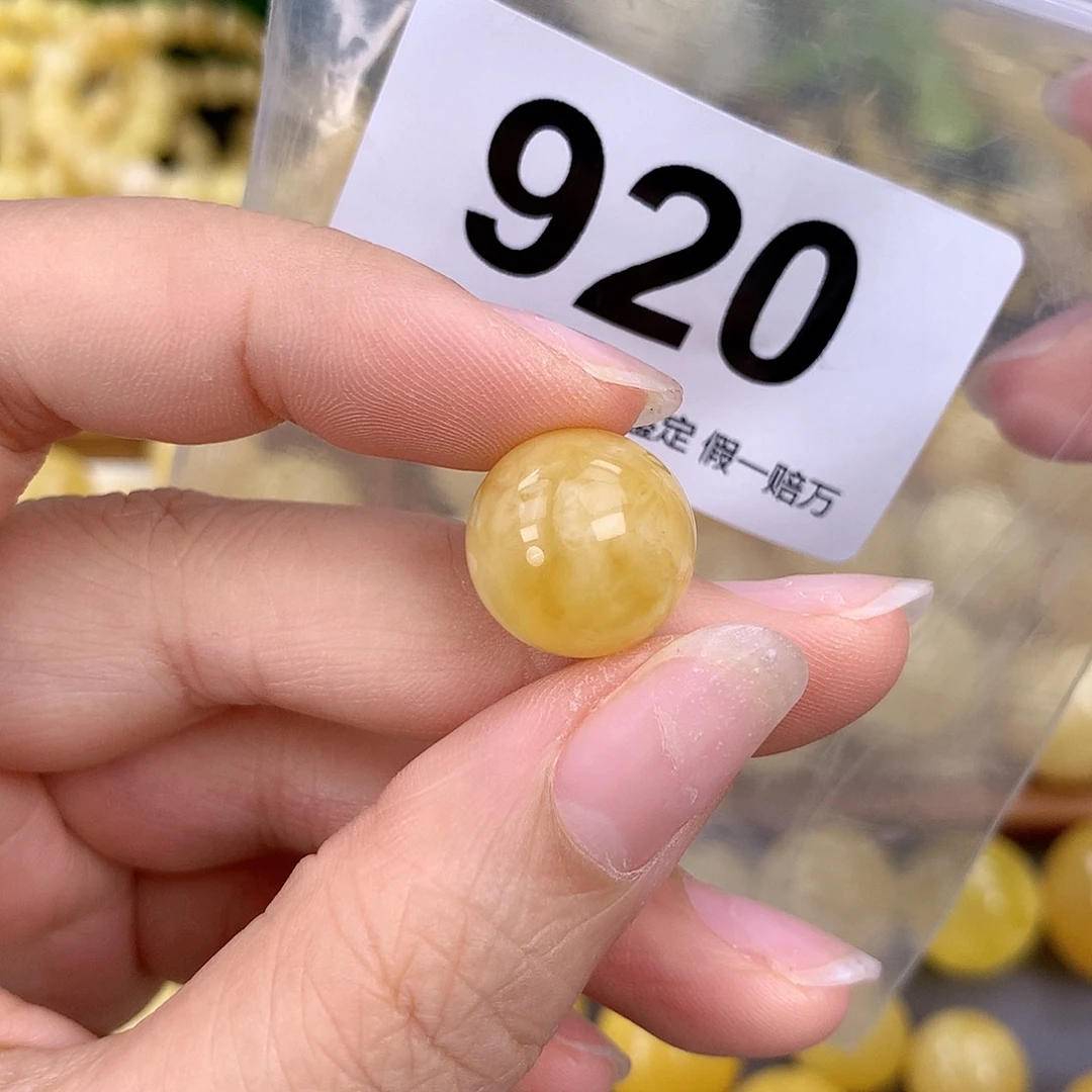 蜜蜡未镶嵌珠宝奇石15