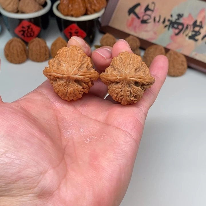 文玩核桃把件满天星38+