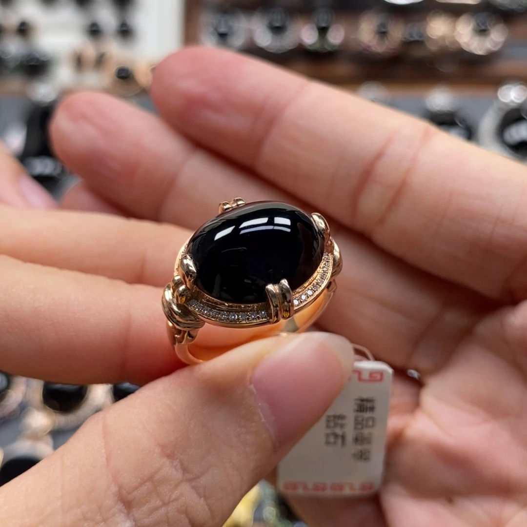 18K金镶嵌戒指翡翠墨翠