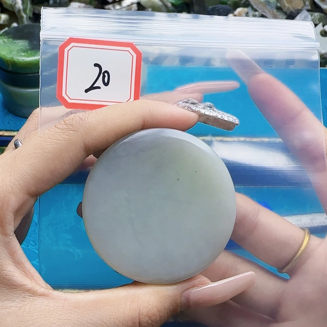 和田玉未镶嵌珠宝半成品