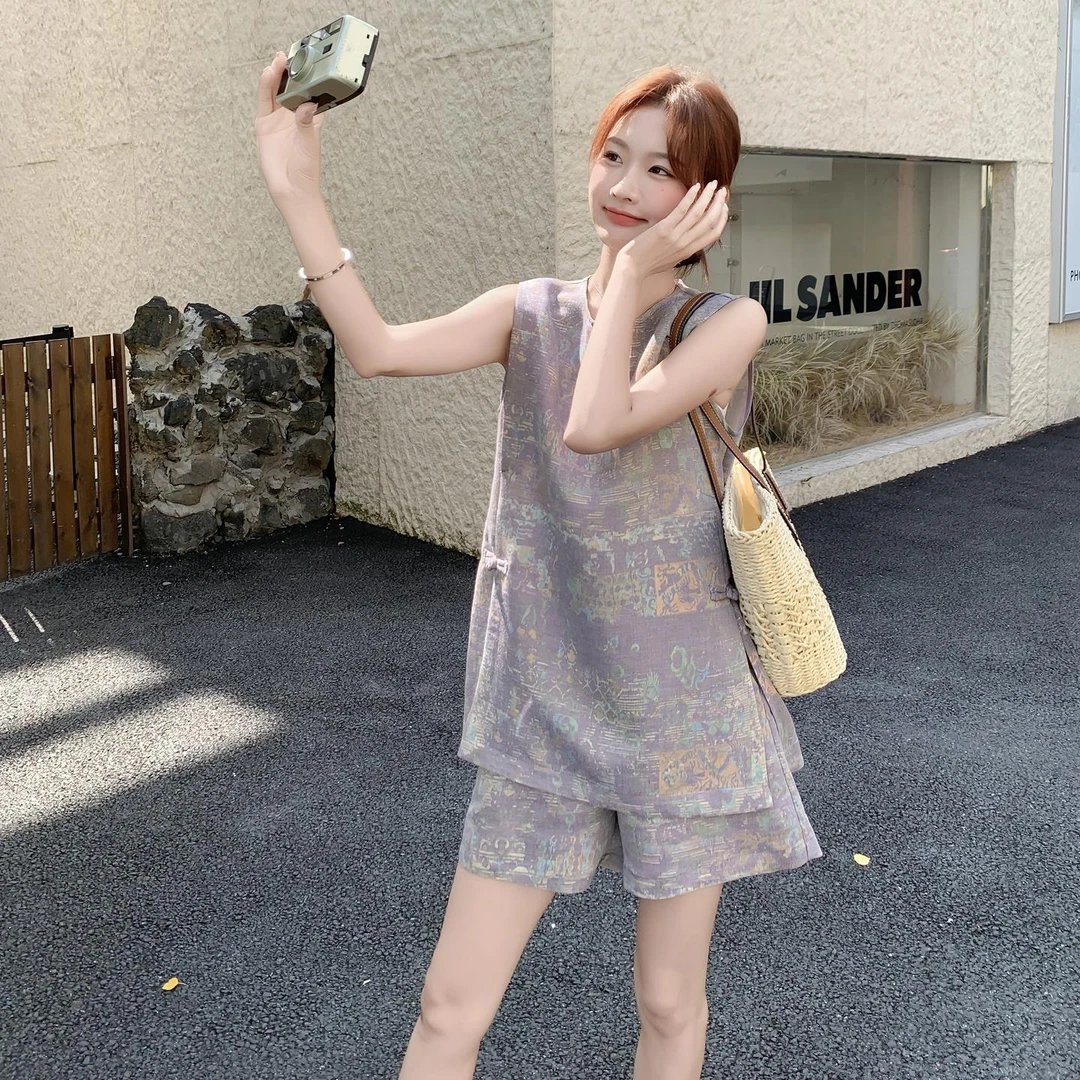 轻国风气质无袖紫灰色上衣短裤套装女2025夏侧开叉盘扣吸