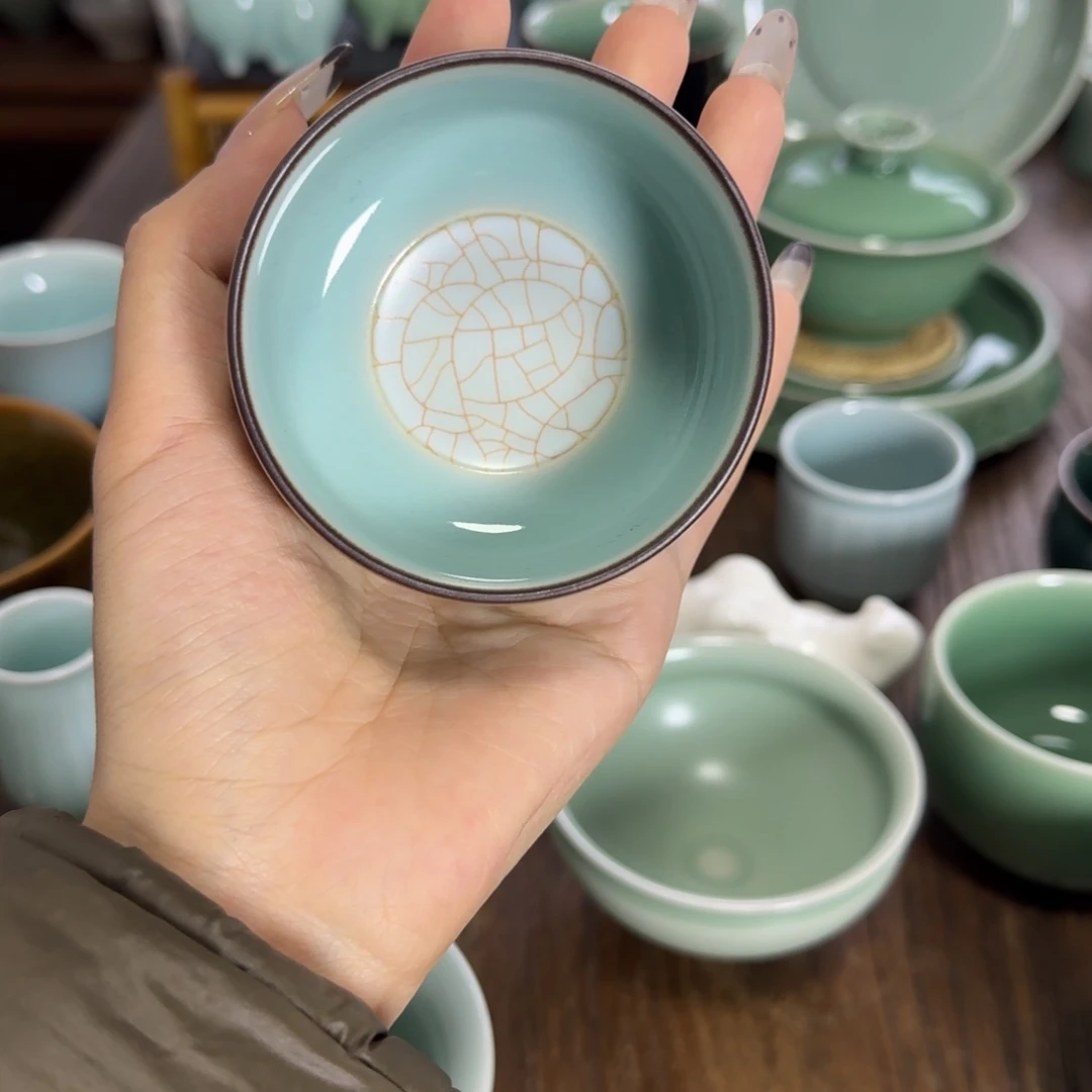 摆件陶龙泉青瓷主人杯