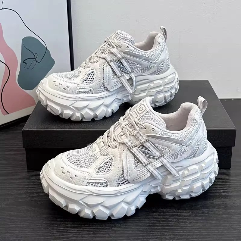 7cm欧货轮胎榴莲底老爹鞋女2025夏季透网轻便厚底增高休闲运动鞋
