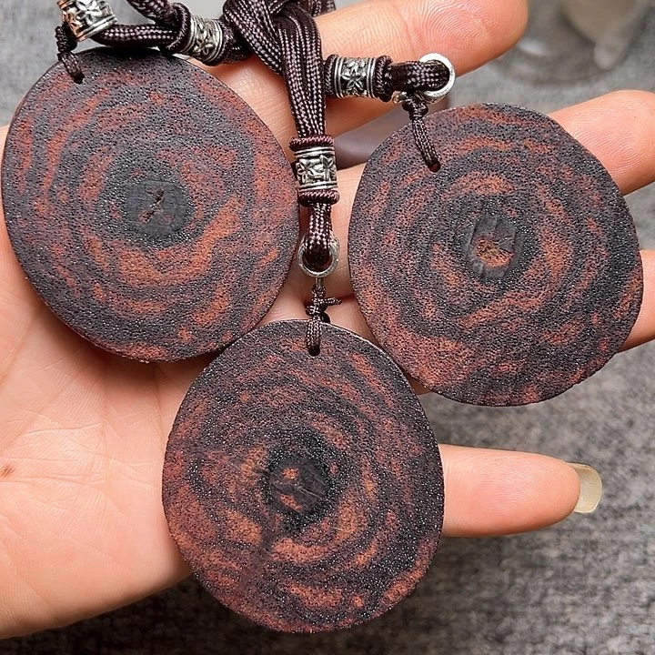 藤类降真香随形5.0左右红油彩虹油精品高货发其一