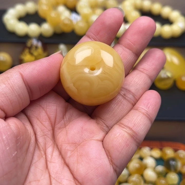 琥珀未镶嵌珠宝奇石M260号