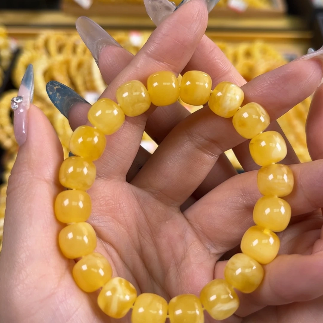 裸石琥珀未镶嵌鸡油黄满蜜妖花