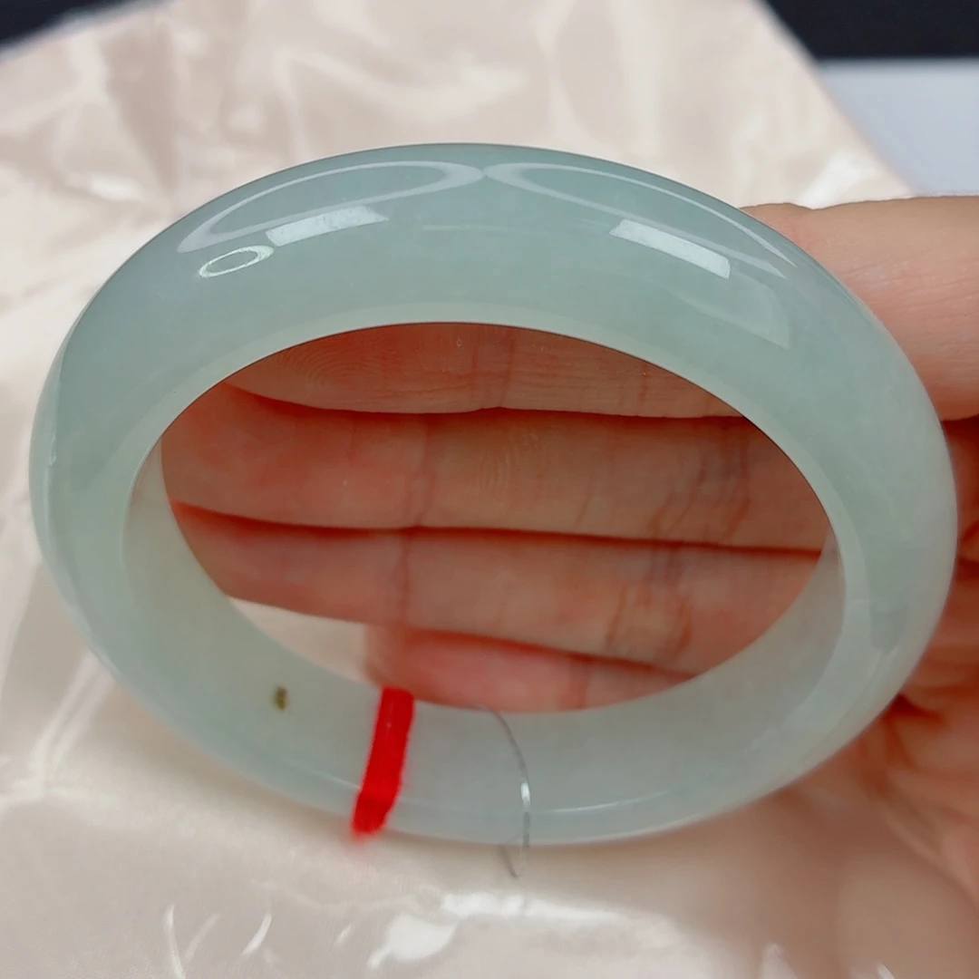 翡翠未镶嵌手镯54.7正圈，糯冰淡晴水，版型厚装，强推，16